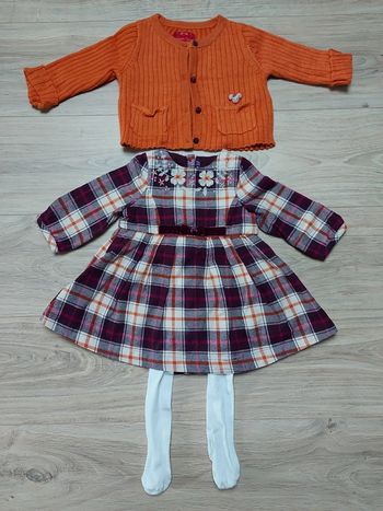 Ensemble robe écossaise + gilet assorti + collants