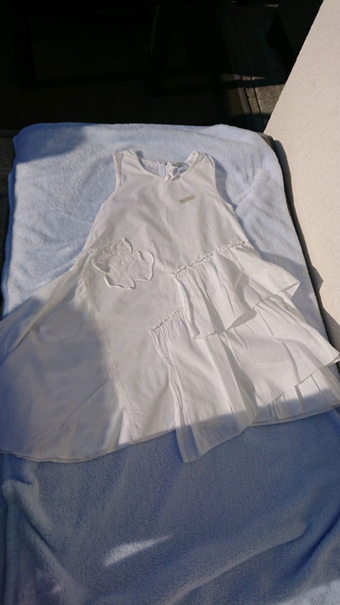 Robe Eliane et Lena taille 6 ans
