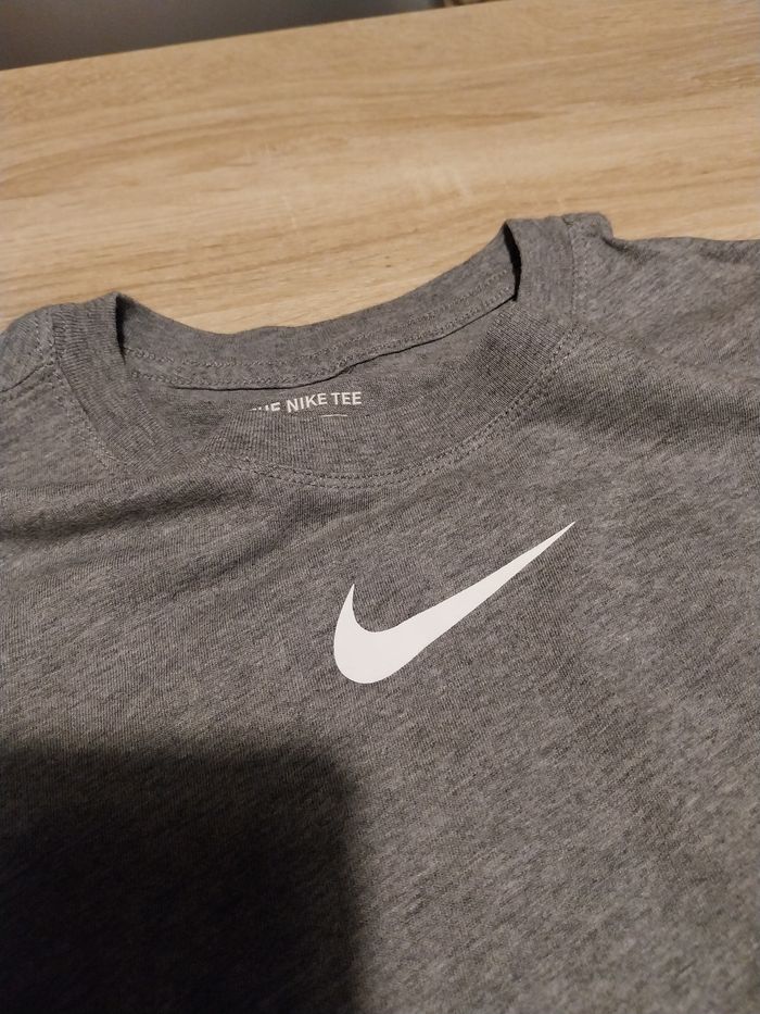 Tee shirt Nike - photo numéro 3