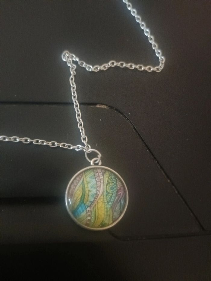Pendentif et chaine handmade - photo numéro 2