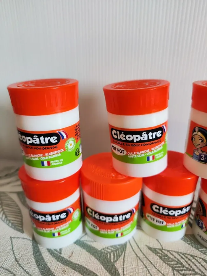 Lot de 9 colles cléopatre - photo numéro 2