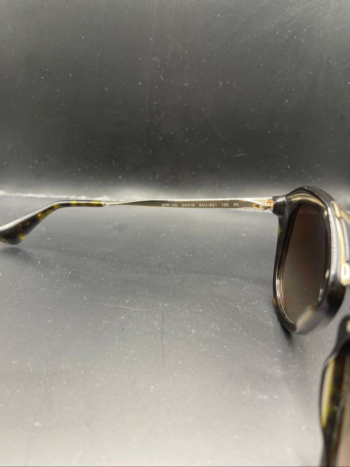Lunette de soleil  prada - photo numéro 2