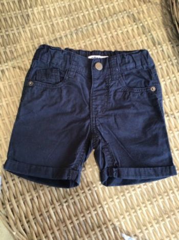 Short 3 ans