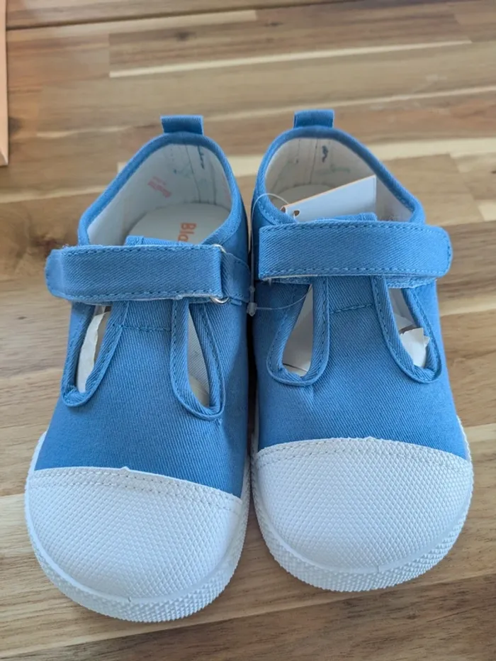 Sandales enfants mixte taille 27