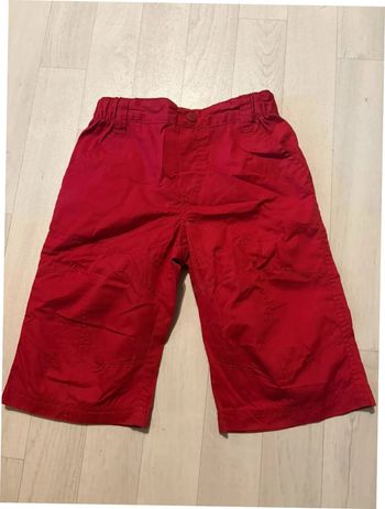 Short rouge palomino 6 ans léger tres bon état