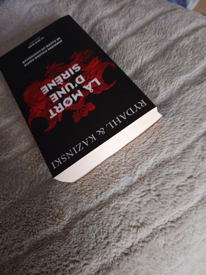 La mort d'une sirène - photo numéro 4