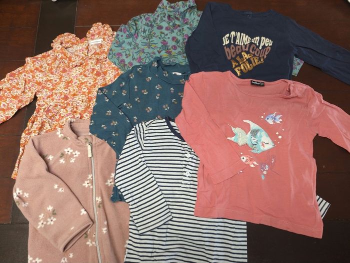 Lot fille 24 mois t shirts manches longues - photo numéro 2