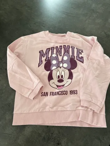 Pull rose 10 ans