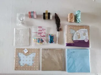 Lot 20 éléments de fournitures créatives - très bon état