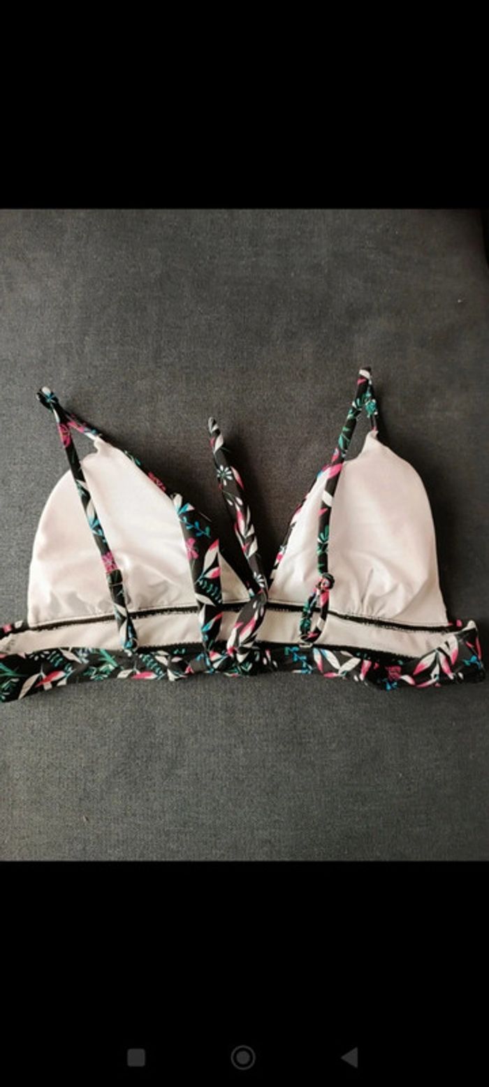 Haut maillot de bain 2 pièces fleurie - photo numéro 2