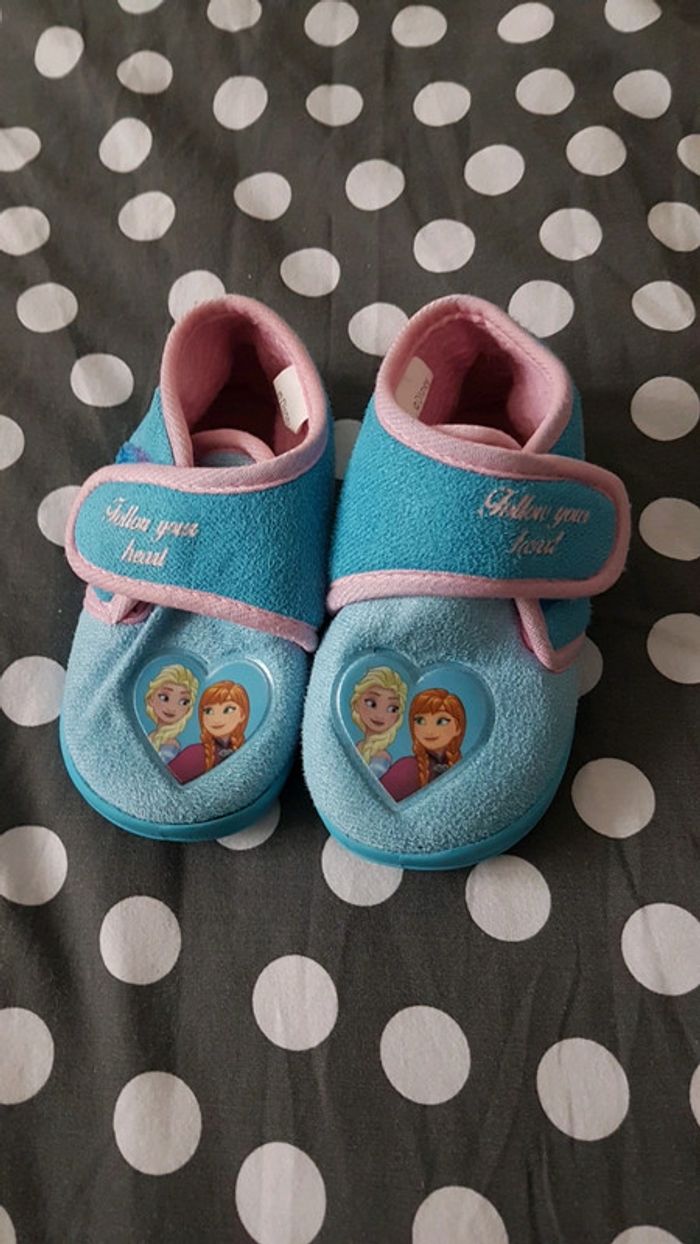 Pantoufles reine des neiges