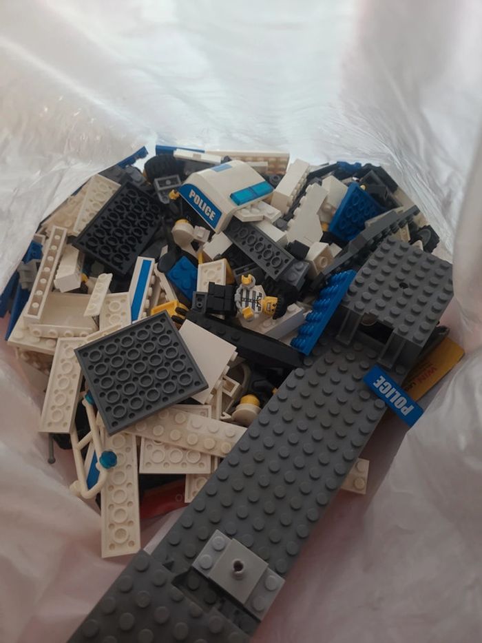 Lot police lego  x5 - photo numéro 2