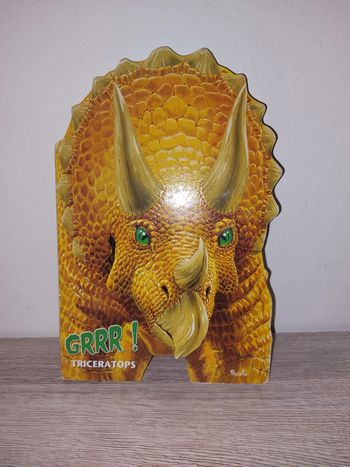 Livre grrr triceratops