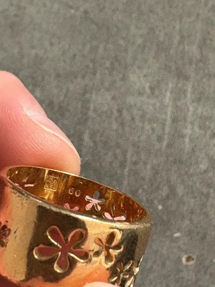 Bague dorée - photo numéro 4