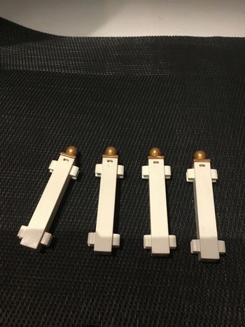 Playmobil lot 4 poteaux blancs avec boules dorées piste obstacle 5224 hippique chevaux équitation