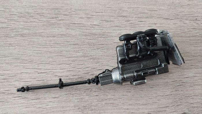 Moteur dans l'état pièce détachée miniature Mercedes Benz 300S 1955 Maisto 1/18 1/18ème #B66