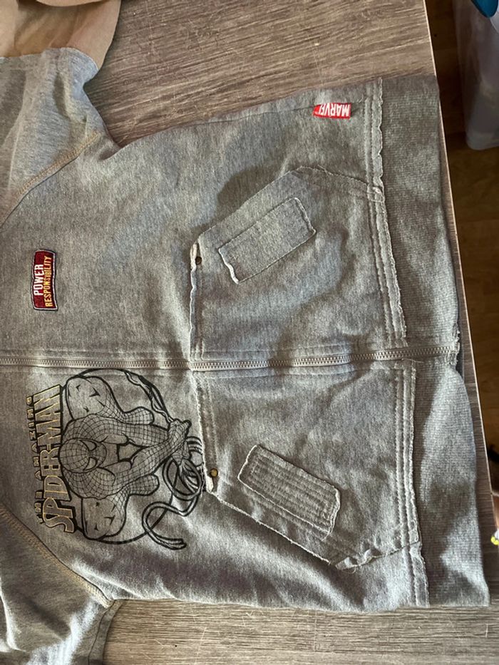 Veste Spiderman neuve - photo numéro 2
