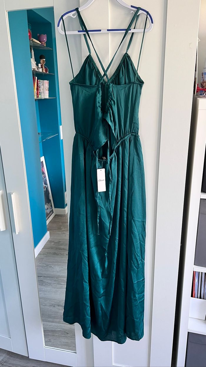 Longue robe verte - photo numéro 5