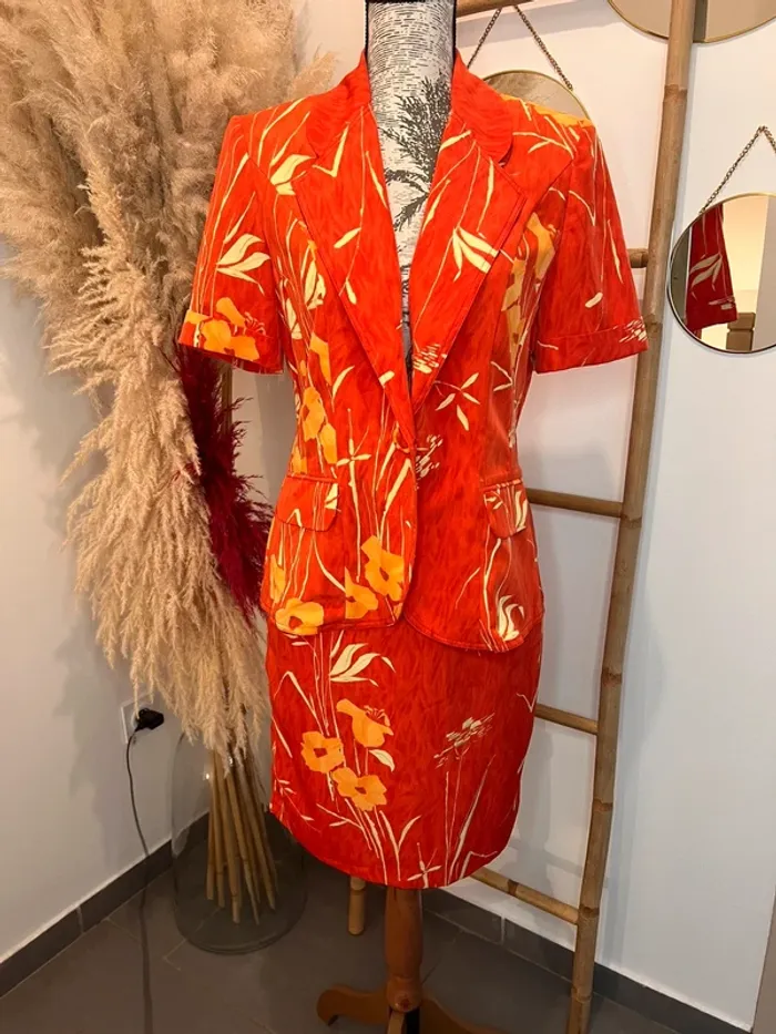 Tailleur fleuri fabrication française