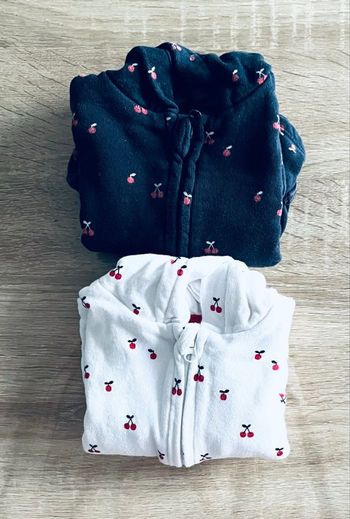 Lot de 2 sweat à capuche « Kiabi » 6 mois