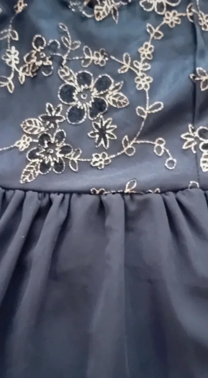 Superbe petite robe noire shein taille 36 - photo numéro 2