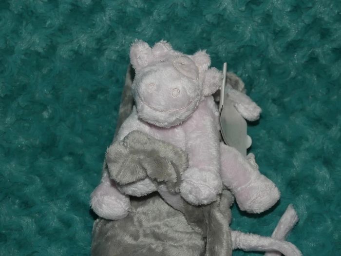 Doudou couverture vache rose gris Noukie's 🐮Neuf - photo numéro 4