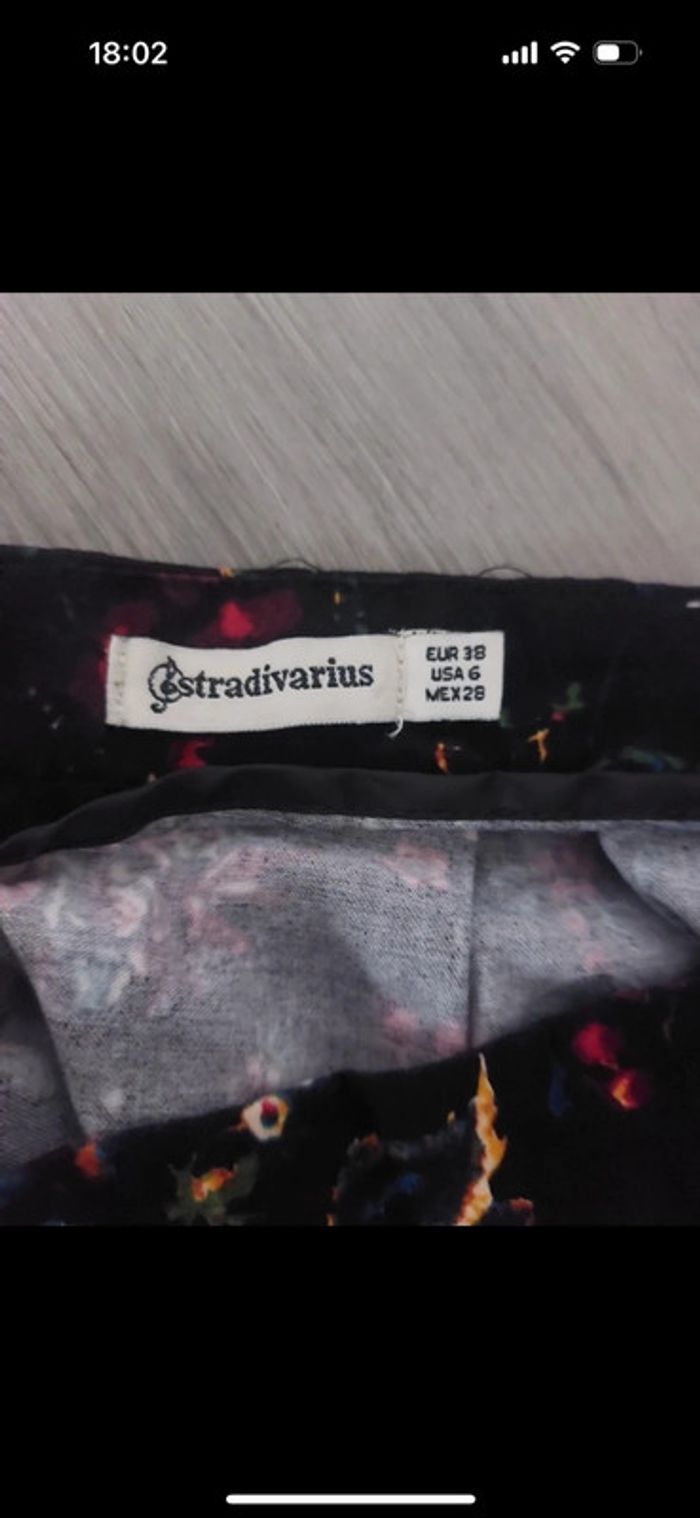 jupe Stradivarius taille 38 - photo numéro 3