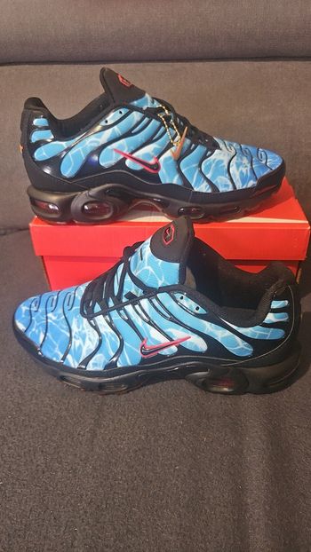 Basket nike tn neuf