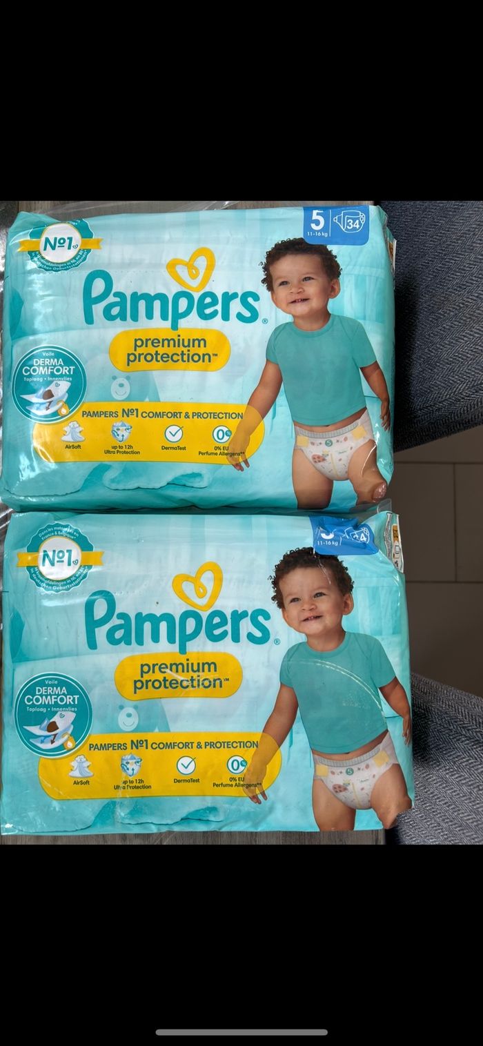 2 paquets de couches Pampers t 5