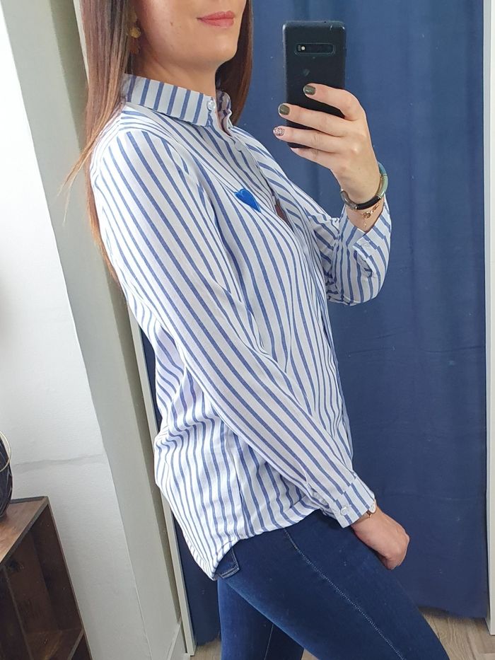 Chemise rayée coeur bleu/blanc Taille S/M - photo numéro 4