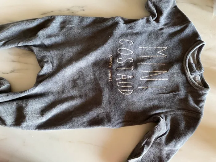 4 pyjamas 12 mois - photo numéro 6