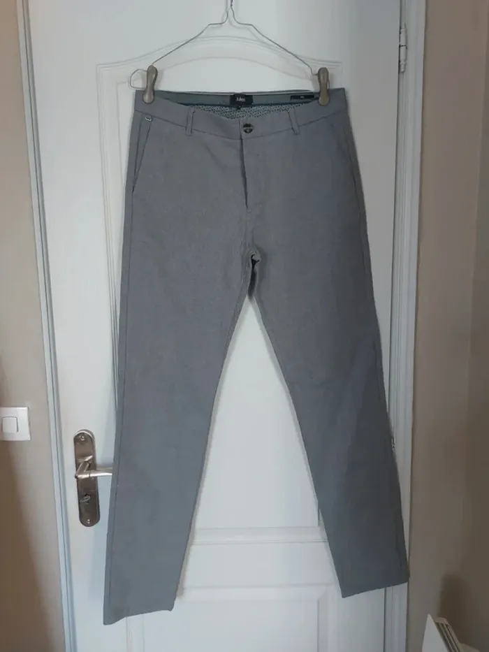 Pantalon tissu gris taille 42