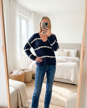 Pull Zara maille bleu marine rayé blanc col V oversize taille S femme style casual