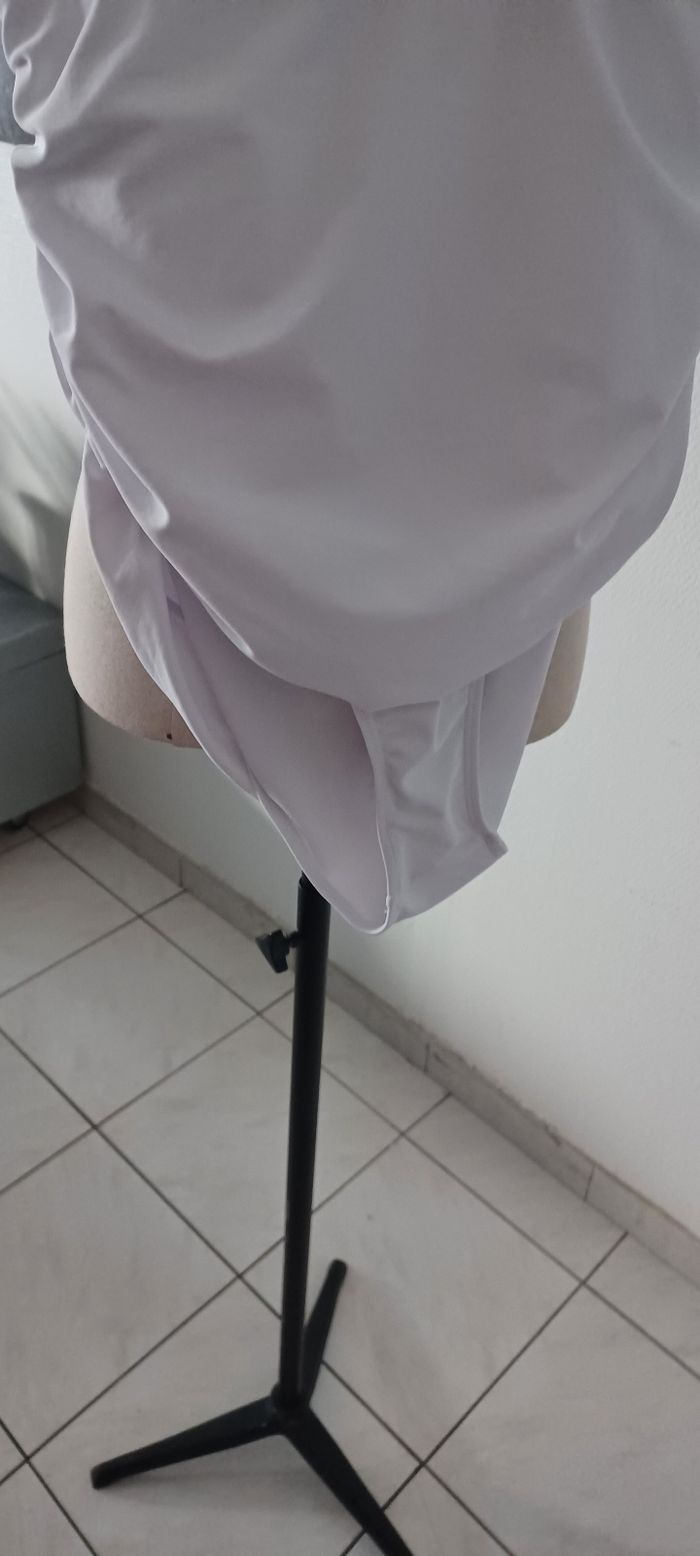 Très joli maillot de bain une pièce femme T XL - photo numéro 2