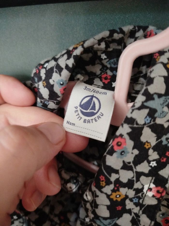 Magnifique chemise Petit bateau - 3 mois - photo numéro 2