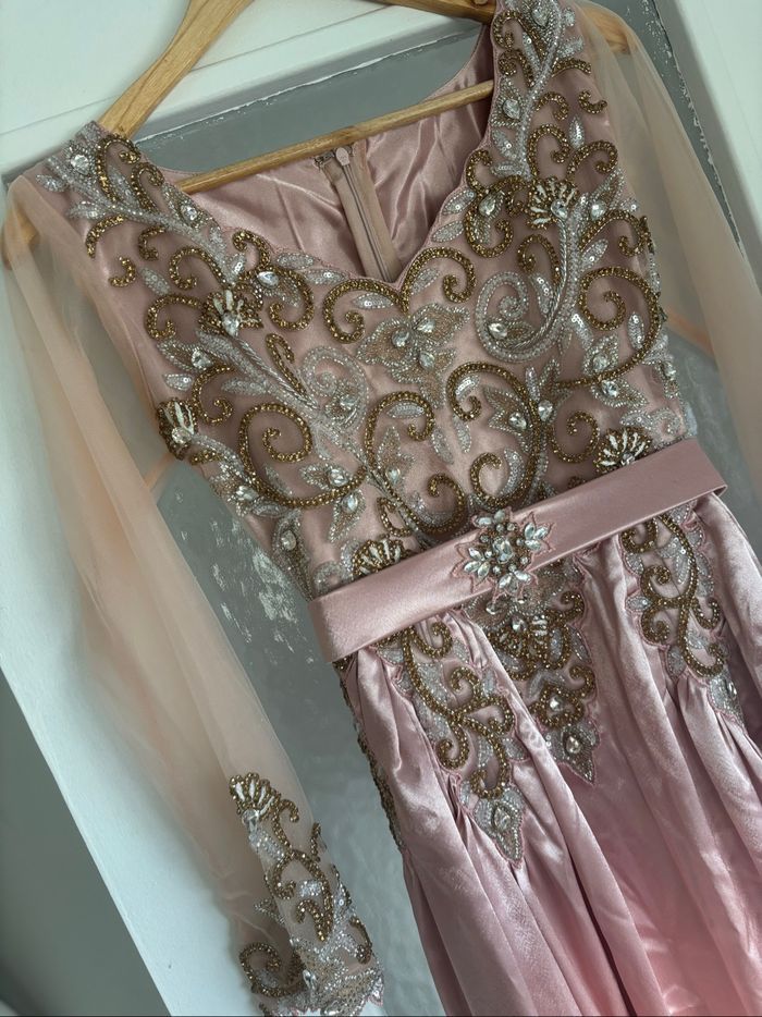Robe de soirée - photo numéro 4