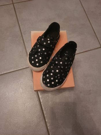 Baskets noir et argent à paillettes et scratchs