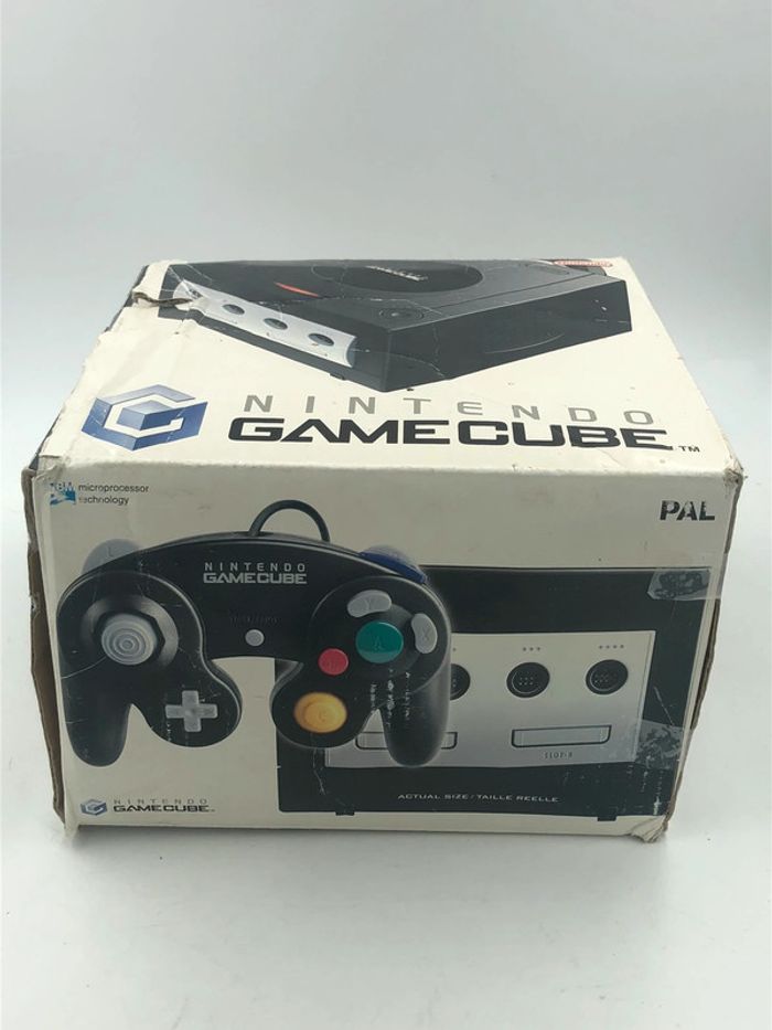 Console de jeu vidéo Nintendo Game Cube - photo numéro 6