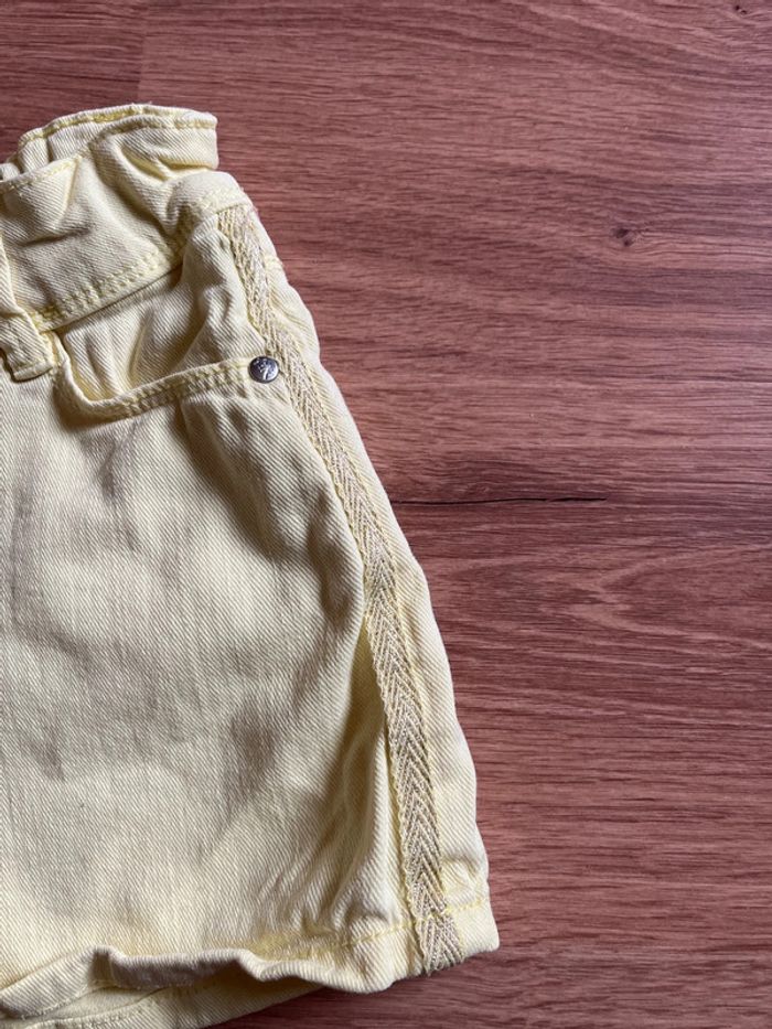 Short fille Okaidi jaune 8 ans - photo numéro 2