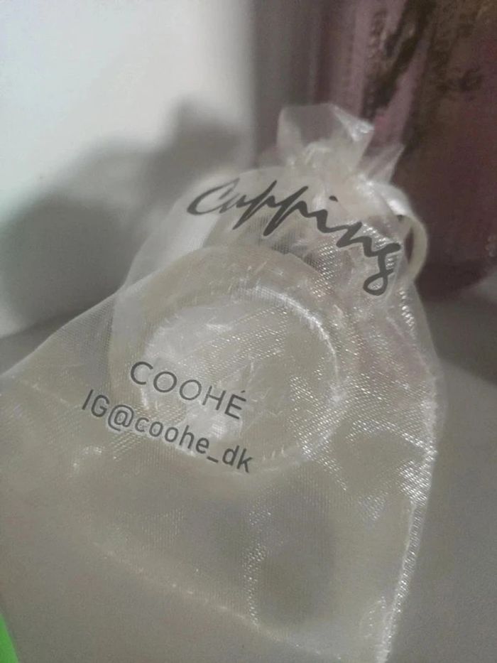 Uriage sérum âge absolu + ventouse - photo numéro 4
