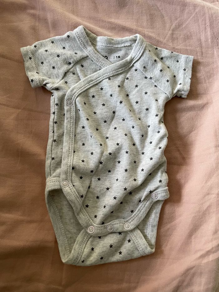 7 bodies manches courtes 1 mois - photo numéro 6