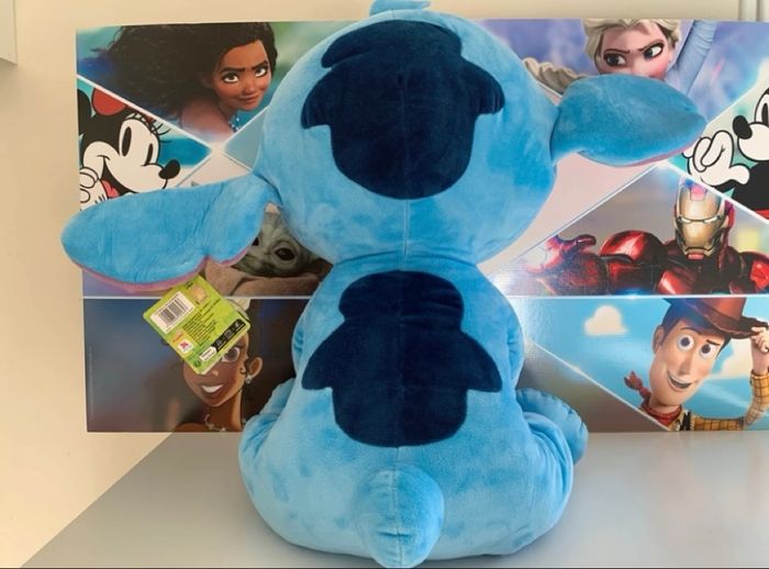 Grande peluche 50 cm Stitch avec doudou Scrump - photo numéro 3