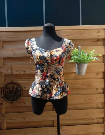 Chemisier fleuri taille XS neuf
