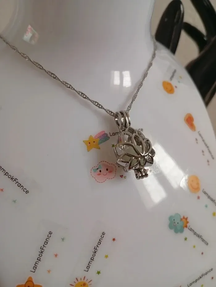Solde 💝 Collier de fleur de lotus couleur argent - photo numéro 2