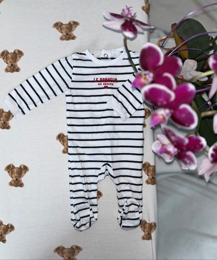 Pyjama léger taille 1 mois