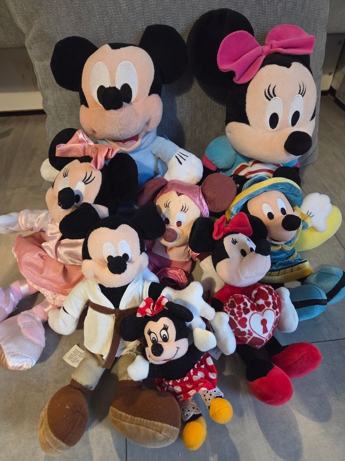 Lot de peluches DISNEYLAND PARIS Mickey et Minnie - photo numéro 2