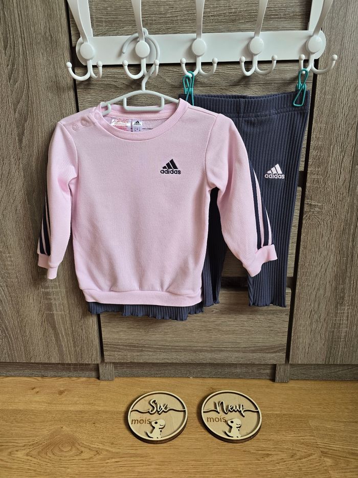 Vêtement Bébé Fille - Ensemble Survêtement - Adidas - 6/9 mois