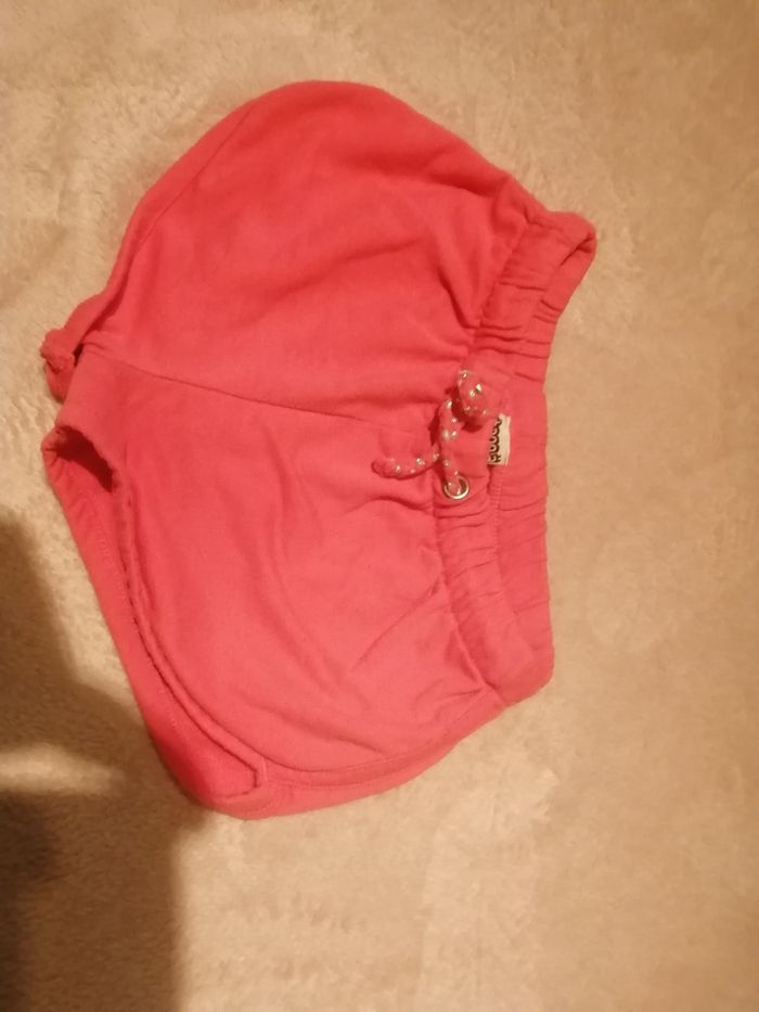 Jolie short fille - photo numéro 2