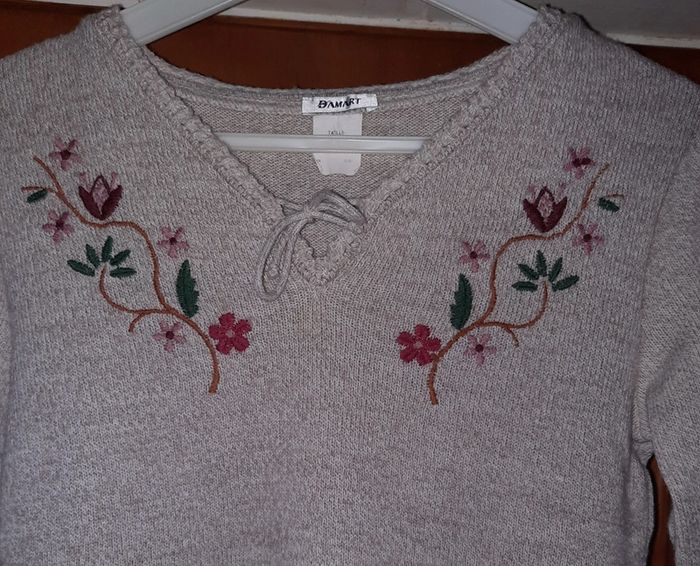Pull Vintage beige fleuri broderie - photo numéro 2