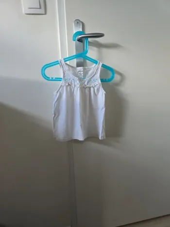 T-shirt fille taille 4ans kiabi